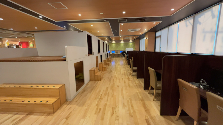 休憩エリア|天然温泉アーバンクア SPA & LIVINGのレストラン