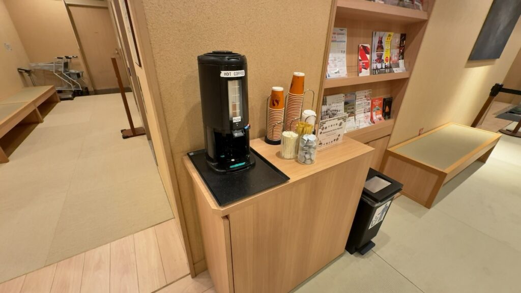 無料コーヒー（1階）｜花風の湯 御宿 野乃 なんば