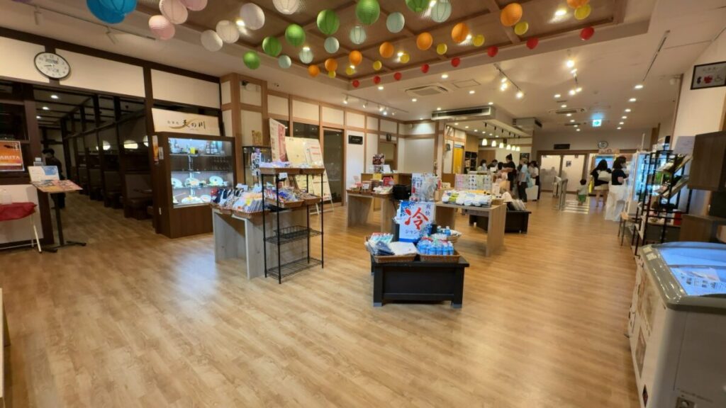 お土産・物販コーナー｜成田空港温泉 空の湯