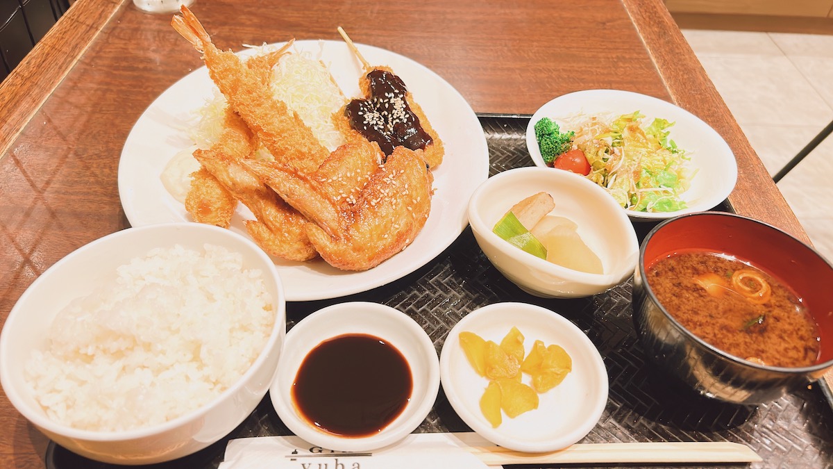 レストランの食事：アパヴィラホテル名古屋丸の内駅前
