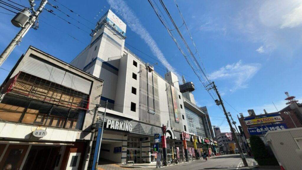 カプセルイン弘前(アサヒサウナ)の外観