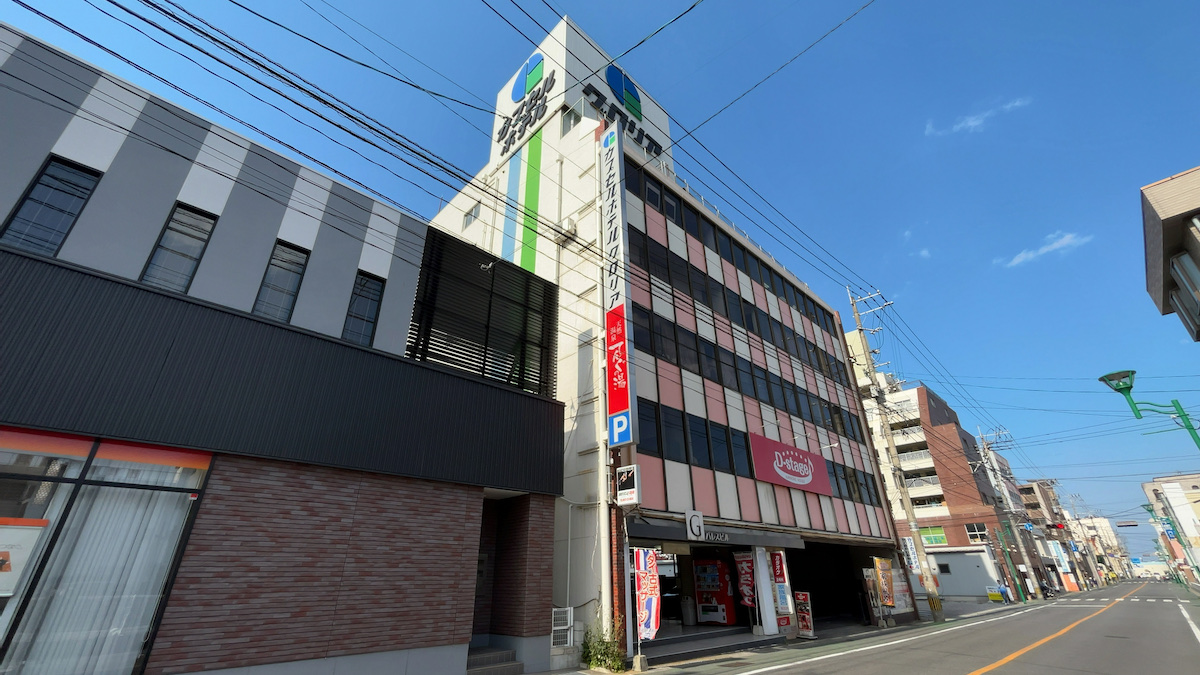 カプセルホテルグロリアの外観
