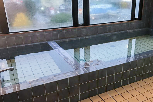サウナ・水風呂・外気浴の雰囲気｜ニューセントラルホテル勝田