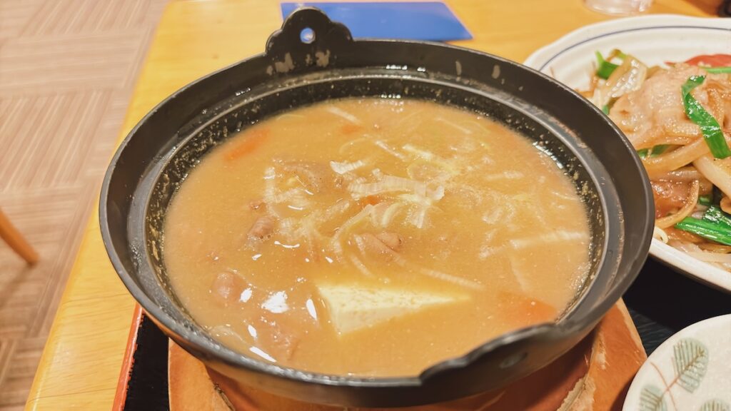 レストランの食事|サウナ・クレスト松戸