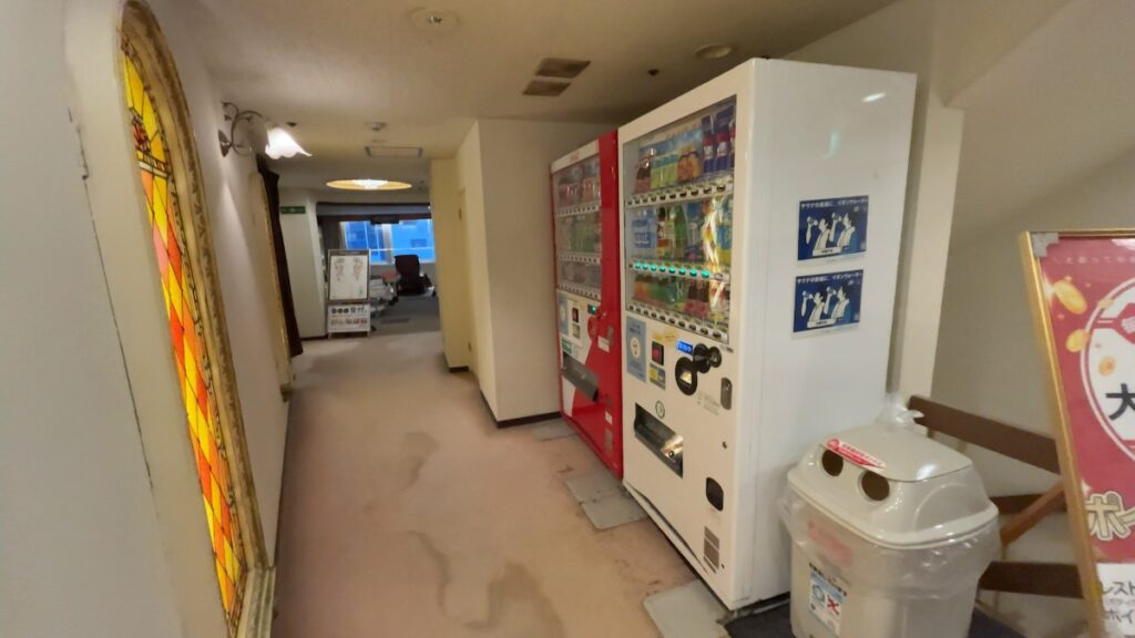 休憩エリアの雰囲気|カプセルホテル大東洋