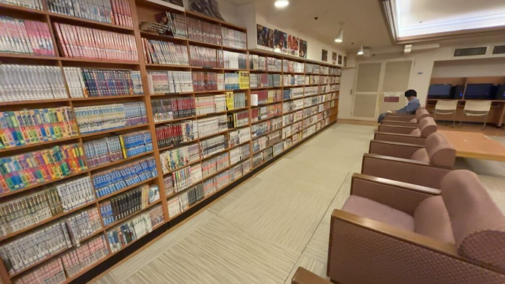休憩エリアの雰囲気|カプセルホテル大東洋