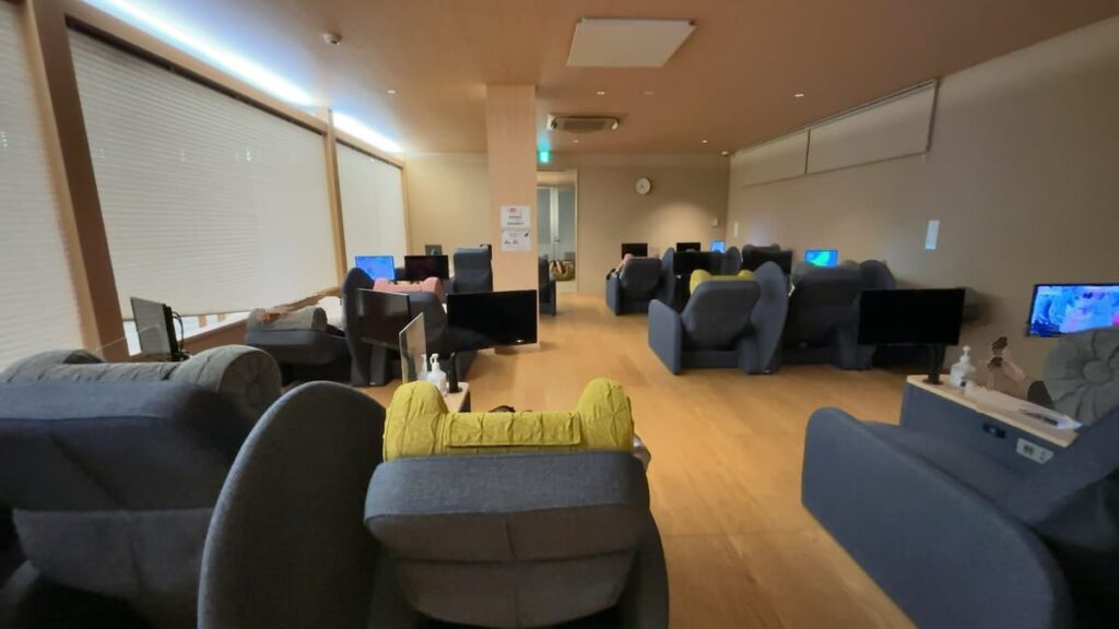 休憩エリアの雰囲気|両国湯屋江戸遊