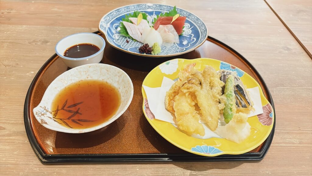 レストランの食事|ホテルクリスタルパレス