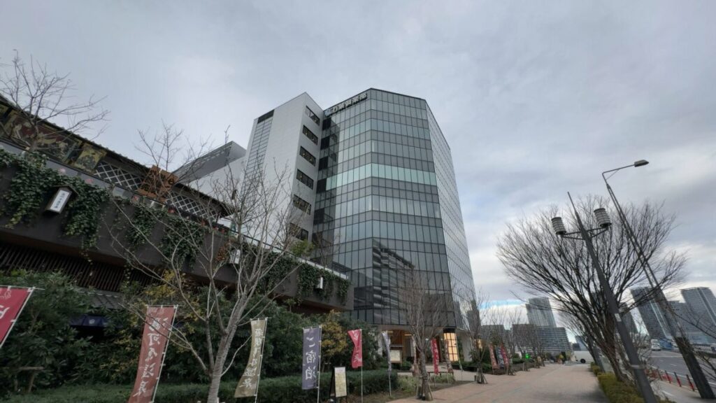 東京豊洲 万葉倶楽部 箱根・湯河原温泉の外観