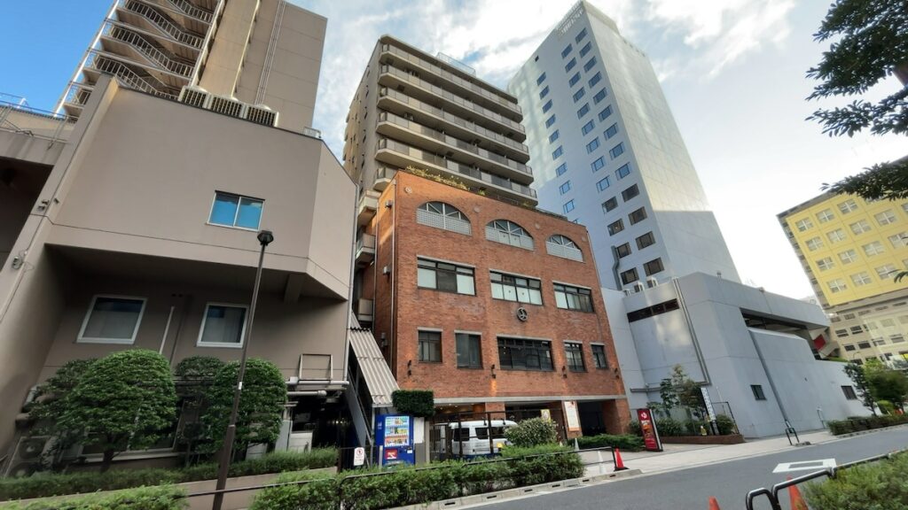 RAKU SPA 1010 神田(らくスパ銭湯神田)の外観