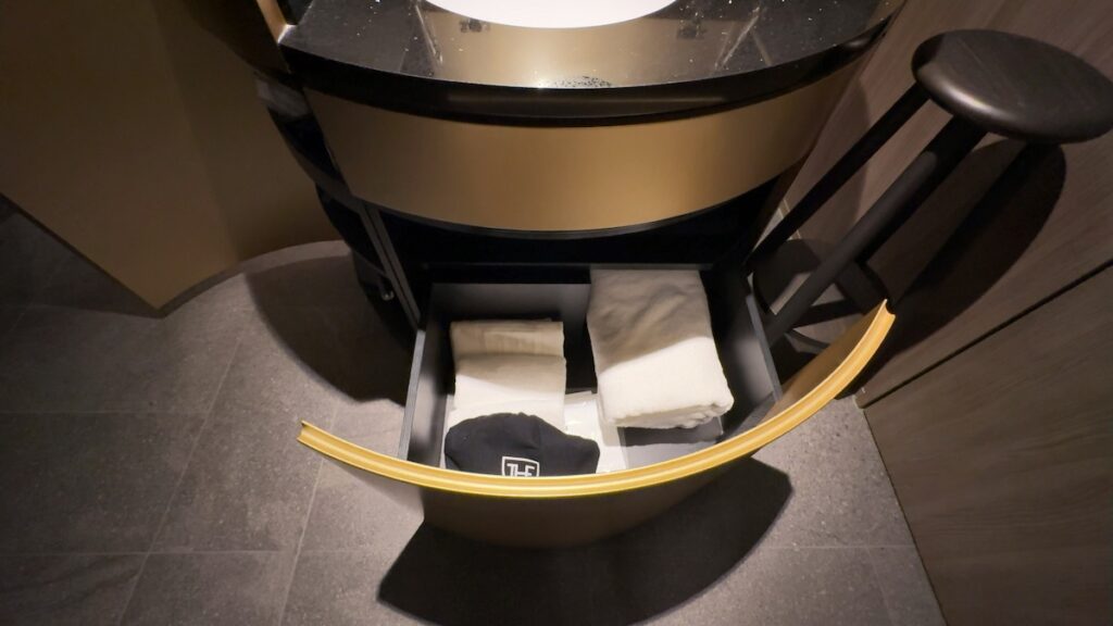 客室の雰囲気（スーペリアツイン）｜ザ ロイヤルパークホテル アイコニック名古屋