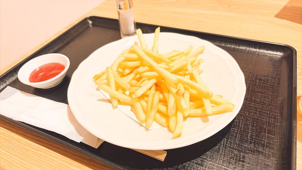 レストランの食事|サウナ&カプセルホテル ルーマプラザ
