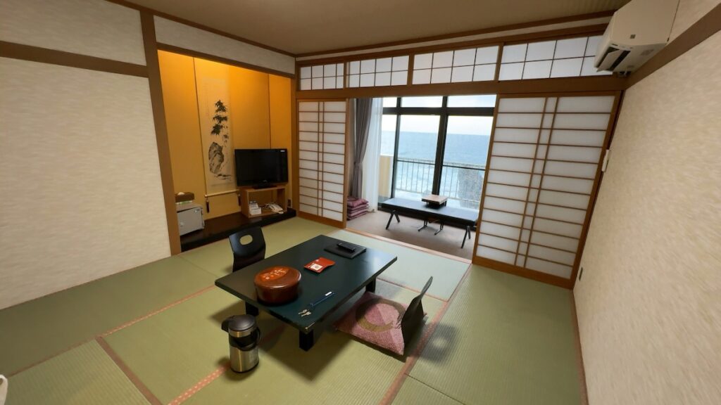 客室の雰囲気（和室6畳）｜越前温泉 平成