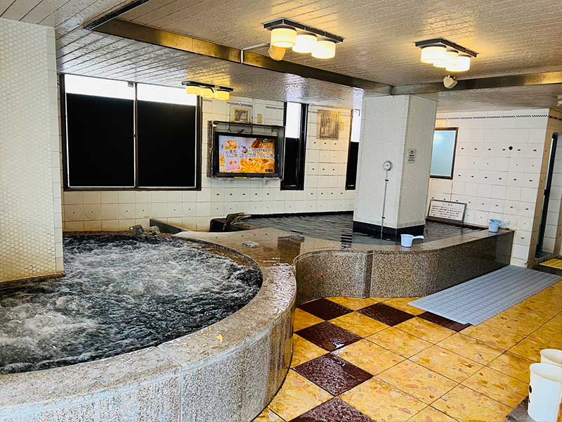 サウナ・水風呂・外気浴の雰囲気｜サウナセンター稲荷町