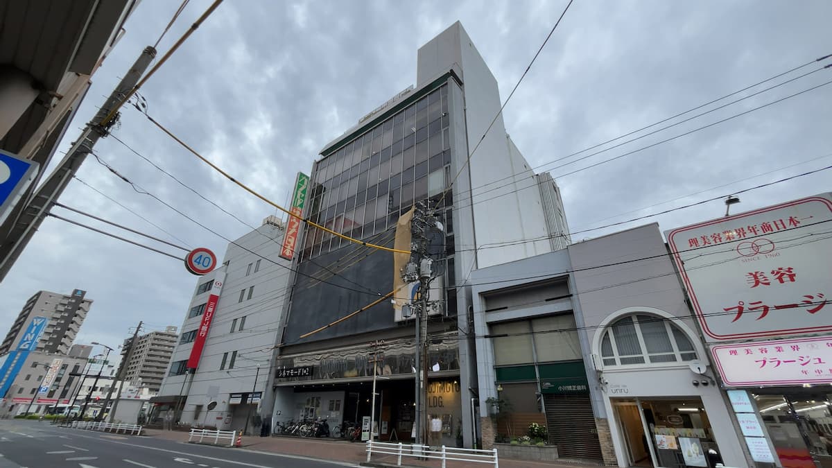 カプセル&サウナ日本の外観