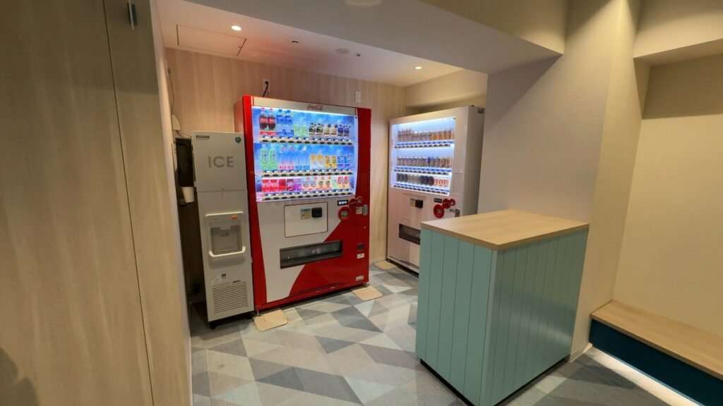 自動販売機|SPAWORLD HOTEL&RESORT